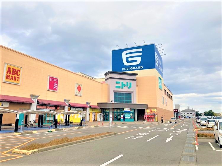 フジグラン石井